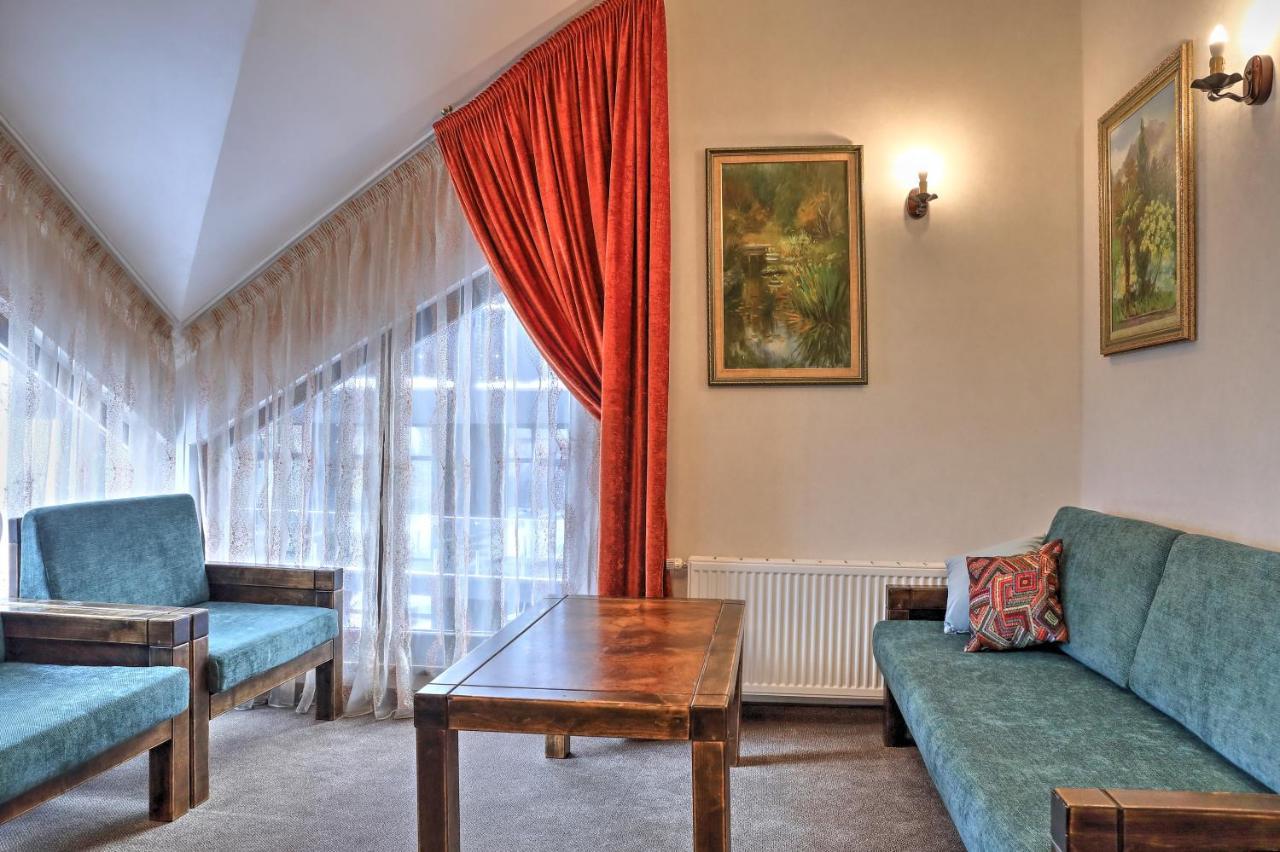 Iris Hotel Bukovel Chambre photo