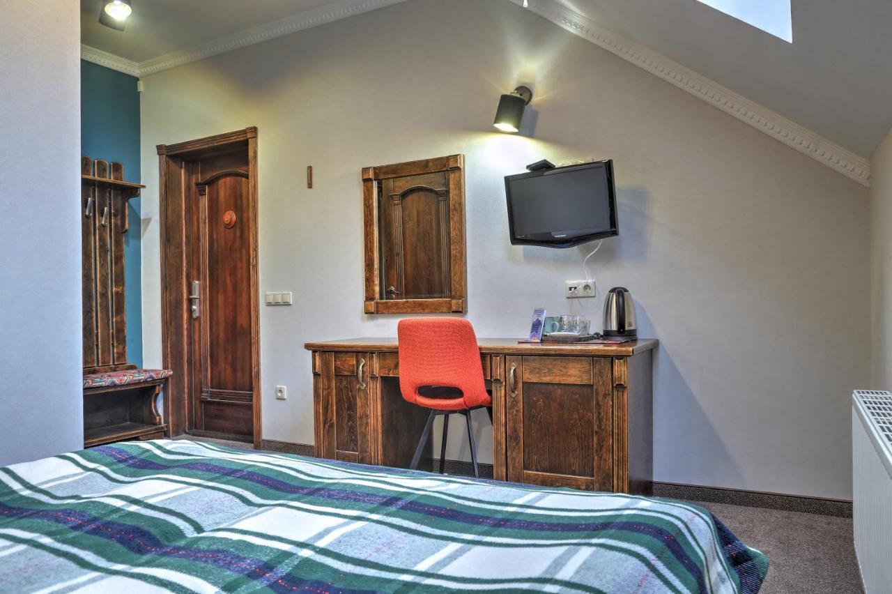 Iris Hotel Bukovel Extérieur photo